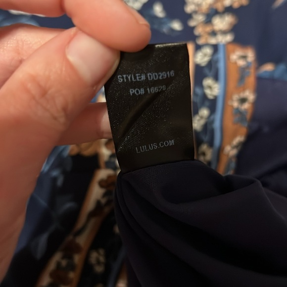 Lulu’s A-Flora-Ble Navy Blue Floral Print Shift Dress size medium - Picture 10 of 11